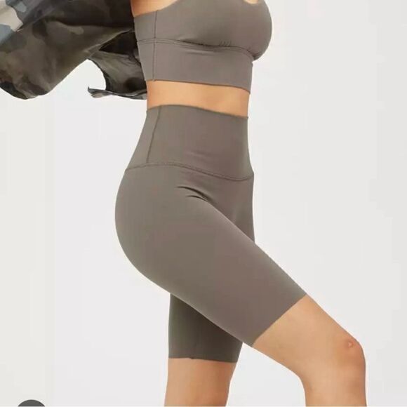 NEW aerie goals biker short arbor Olive 9” - Picture 1 of 5